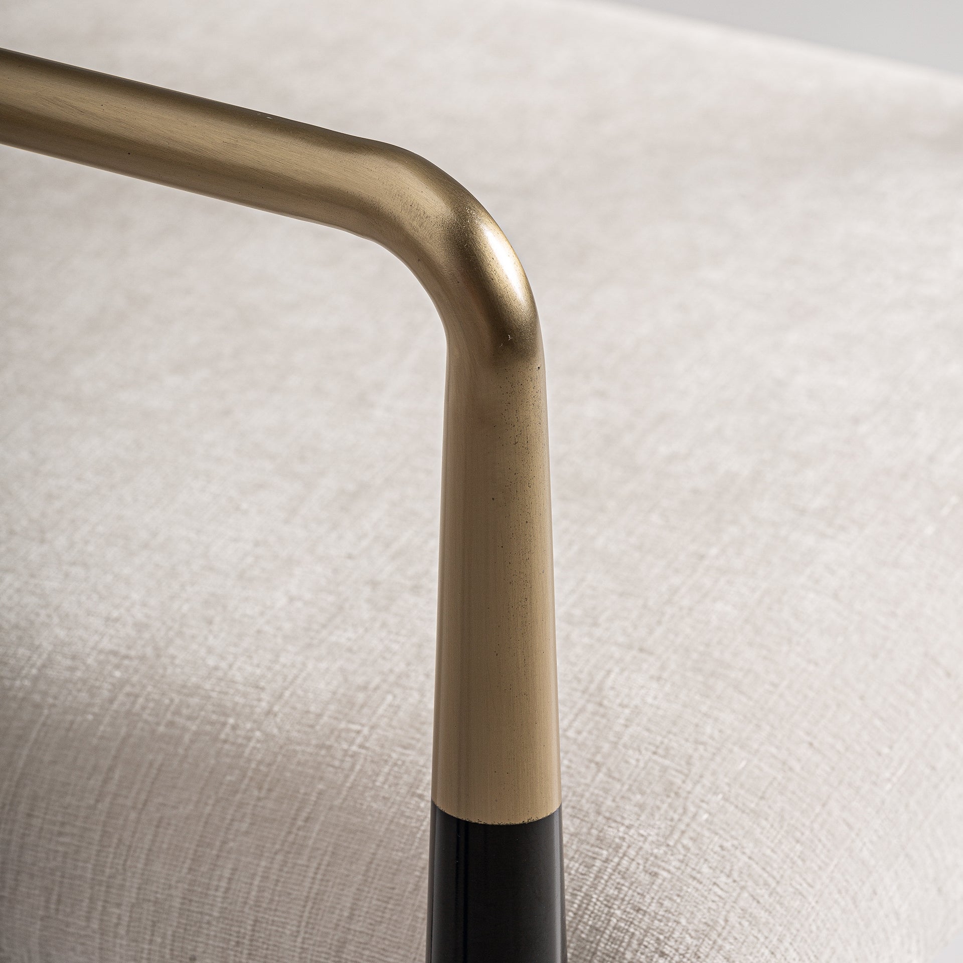 LAGGAN CHAIR